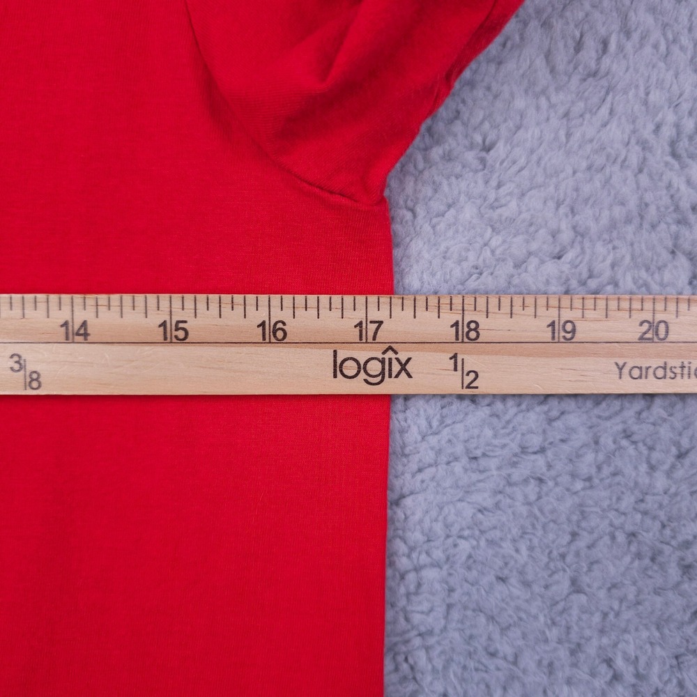 Bucees Shirt Mens Small Red 40th Anniversay Party Like Its 1982 Peace Love Tee - Picture 4 of 10